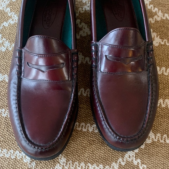 Elegant Burgundy Leather Loafers for Men
